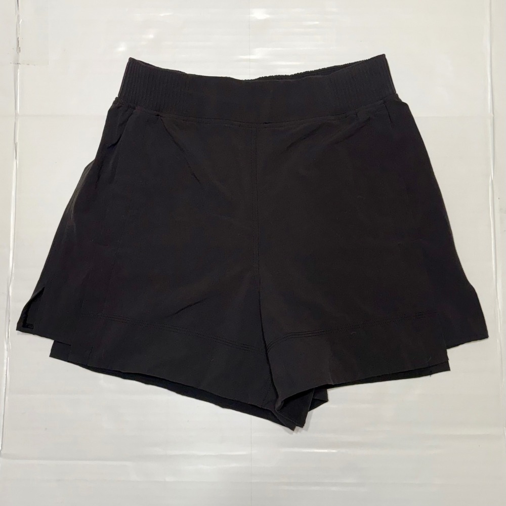 Lululemon Black Ribbed Waistband Athletic Training Shorts Womens Black